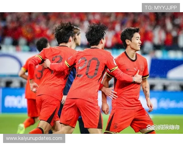 中国足球队迎战强敌，备战亚洲杯全面分析球队阵容与战略调整